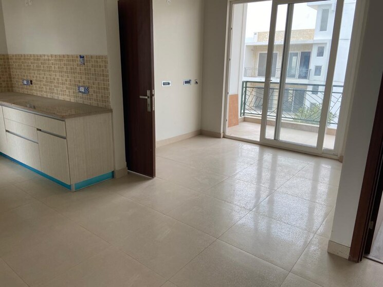 Room, central-park-lake-front-towers 3 Bedroom 1789 Sq.Ft. Apartment In Sohna Sector 33 Gurgaon 9182903