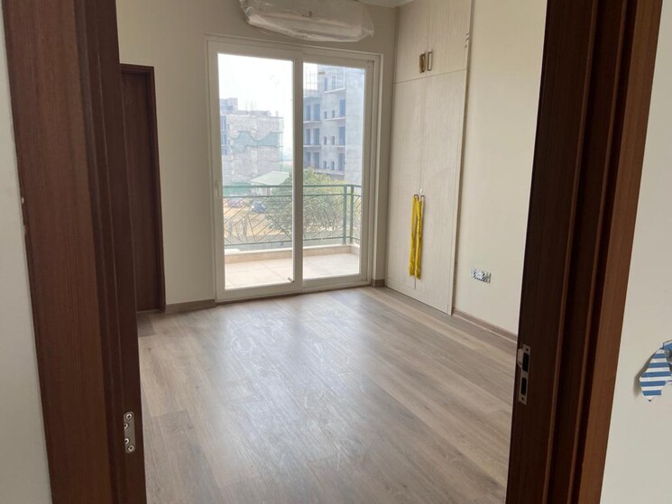 Room, central-park-lake-front-towers 3 Bedroom 1789 Sq.Ft. Apartment In Sohna Sector 33 Gurgaon 9182903