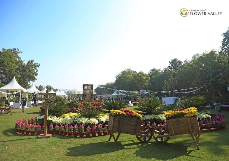 Garden, central-park-lake-front-towers 3 Bedroom 1789 Sq.Ft. Apartment In Sohna Sector 33 Gurgaon 9182903