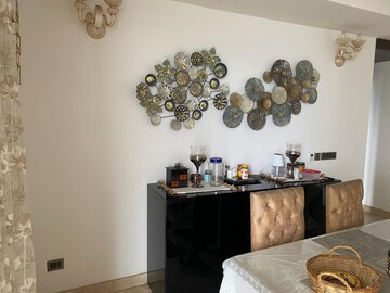 Furnished Amenities in 3 BHK Apartment at Mahindra Luminare, Sector 59 – for Sale