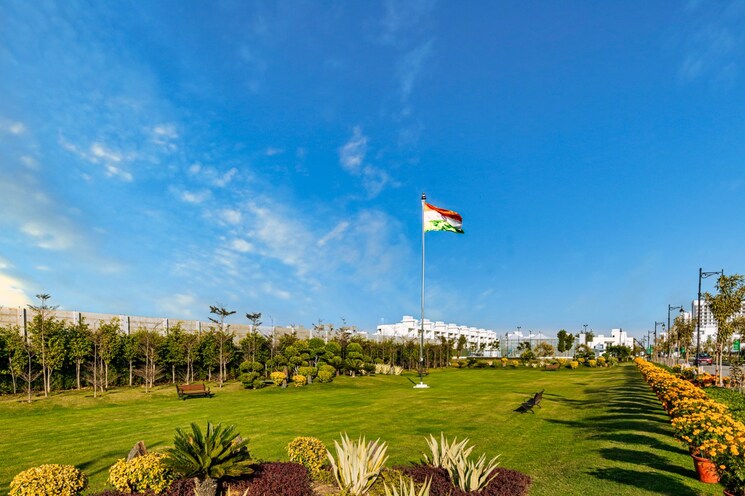 Garden, central-park-lake-front-towers 3 Bedroom 1789 Sq.Ft. Apartment In Sohna Sector 33 Gurgaon 9182903