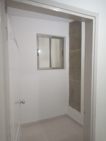 Room in 3 BHK Apartment at Assotech Springfields, Zeta I Greater Noida – for Rent