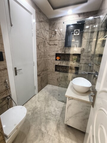 Bathroom in 3 BHK Builder Floor at BP Homes, Sector 85 – for Sale