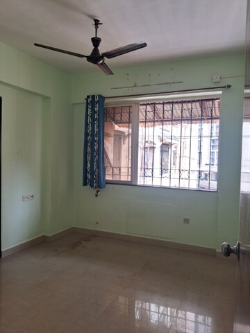 Bedroom in 2 BHK Apartment at Dosti Lotus, Wadala – for Rent