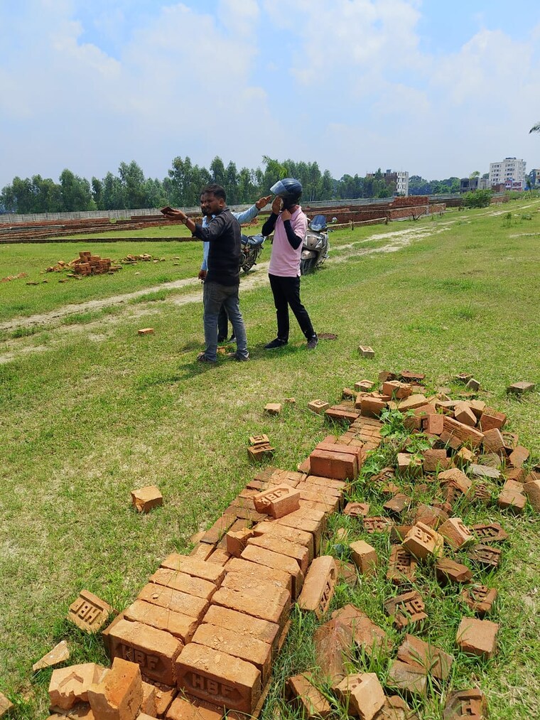 Garden, tulsi-enclave  800 Sq.Ft. Plot In Kamta Lucknow 9182969