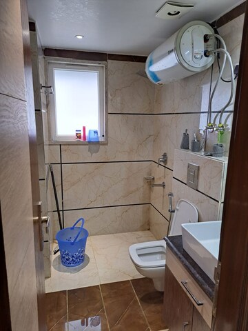 Bathroom in 1 BHK Apartment at FAOA, Sector 53 – for Rent