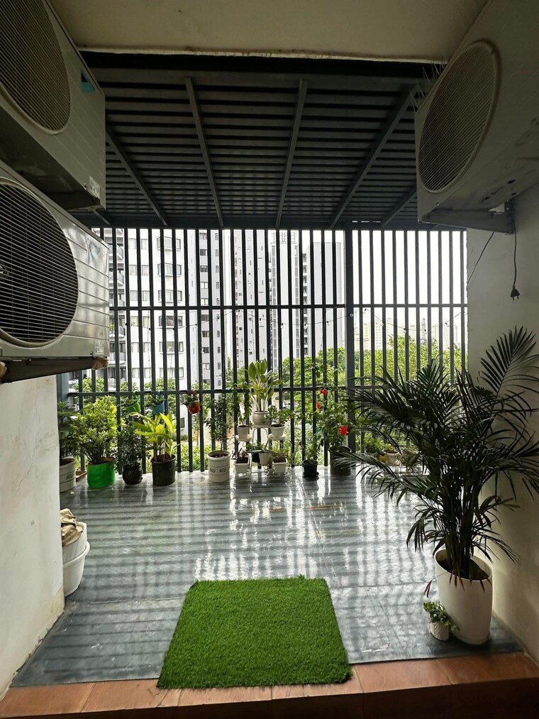 Balcony, ireo-skyon 4 Bedroom 2768 Sq.Ft. Apartment In Sector 60 Gurgaon 9183026