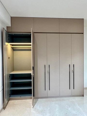Furnished Amenities in 3 BHK Apartment at Adani Ten BKC, Bandra East – for Rent