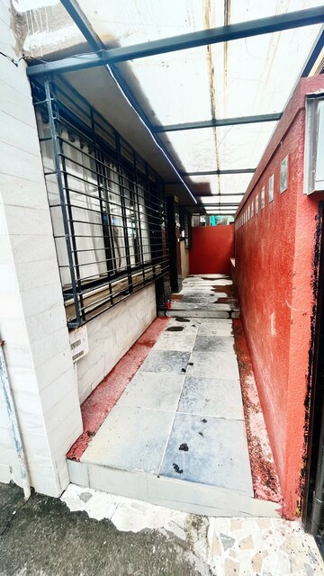 Balcony in 5 BHK Villa at Juhu – for Sale