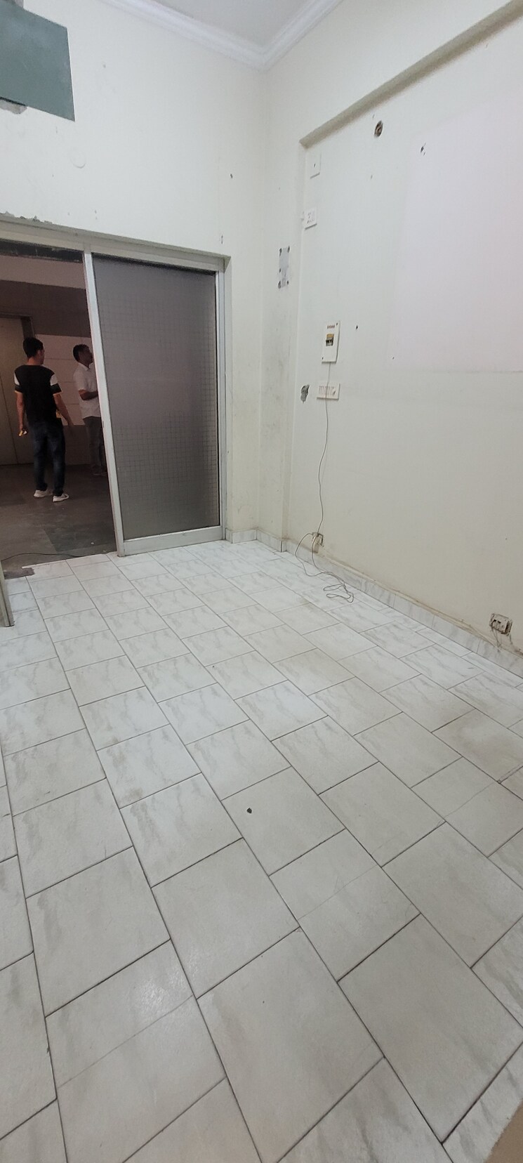 Entrance, ansal-sushant-shopping-arcade Commercial Shop 250 Sq.Ft. In Sector 27 Gurgaon 9183074