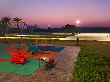 Swimming Pool in 2.5 BHK Apartment at Ashiana Mulberry, Sohna Sector 2 – for Sale