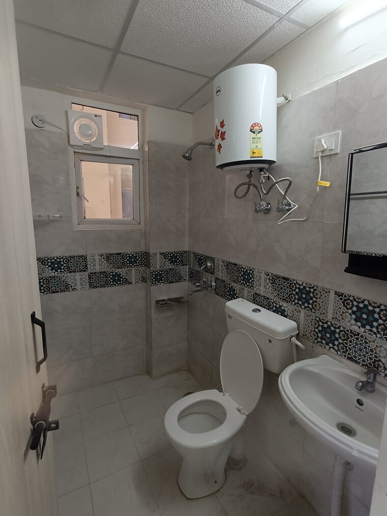 Bathroom, signature-global-prime 2 Bedroom 834 Sq.Ft. Apartment In Sector 63a Gurgaon 9183087