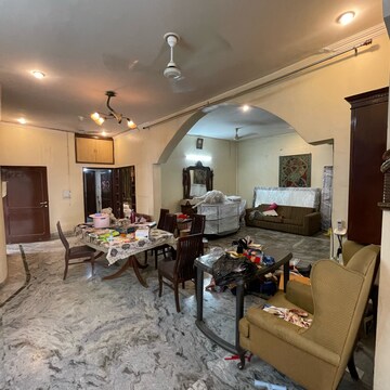 Living Room in 4 BHK Independent House at Sector 21d – for Rent