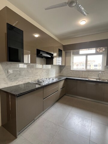 Kitchen in 4 BHK Apartment at Prestige Fairfield, Rmv 2nd Stage – for Rent