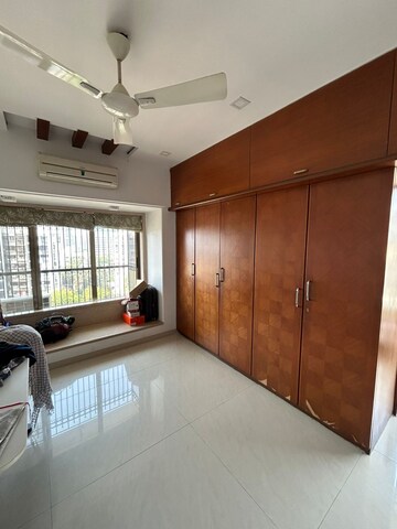 Bedroom in 2 BHK Apartment at Atlanta Heights, Prabhadevi – for Rent