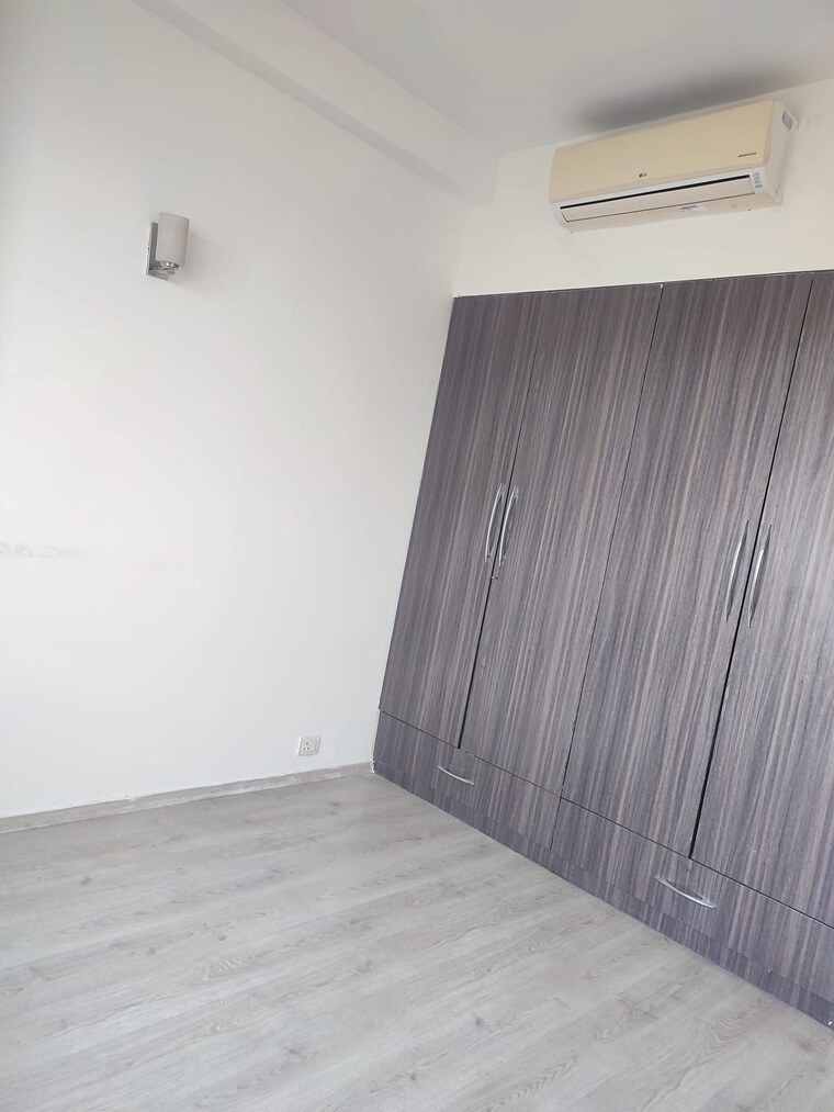 Room, ireo-skyon 4 Bedroom 2768 Sq.Ft. Apartment In Sector 60 Gurgaon 9183241