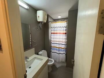 Bathroom in 4 BHK Apartment at Ireo Skyon, Sector 60 – for Rent