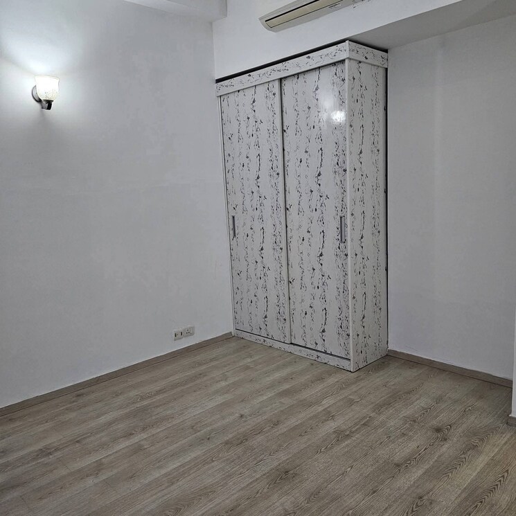 Room, ireo-skyon 4 Bedroom 2768 Sq.Ft. Apartment In Sector 60 Gurgaon 9183241