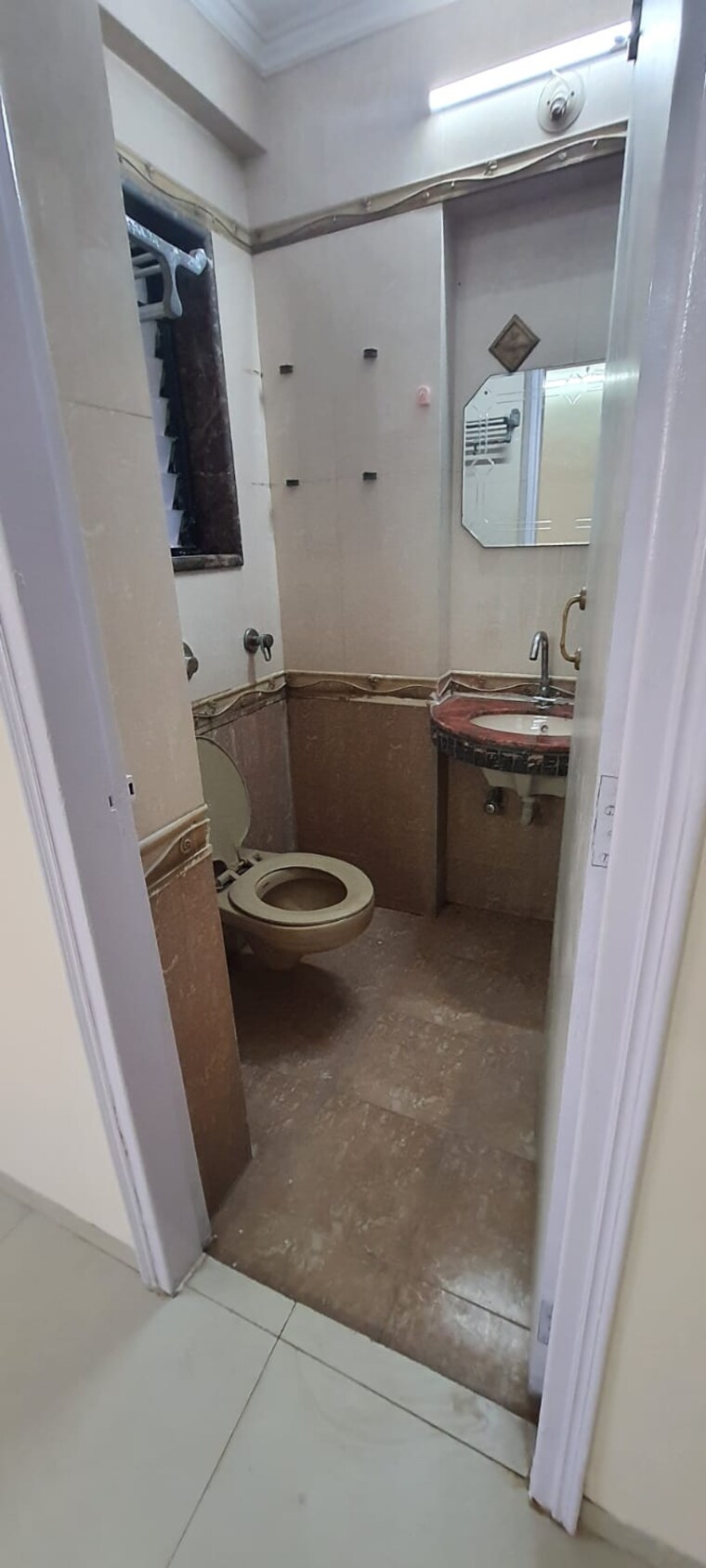 Bathroom, safal-angan 3 Bedroom 1430 Sq.Ft. Apartment In Chembur Mumbai 9183213