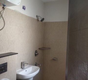 Bathroom in 3 BHK Apartment at Motiaz Royal Citi, Ambala Highway – for Rent