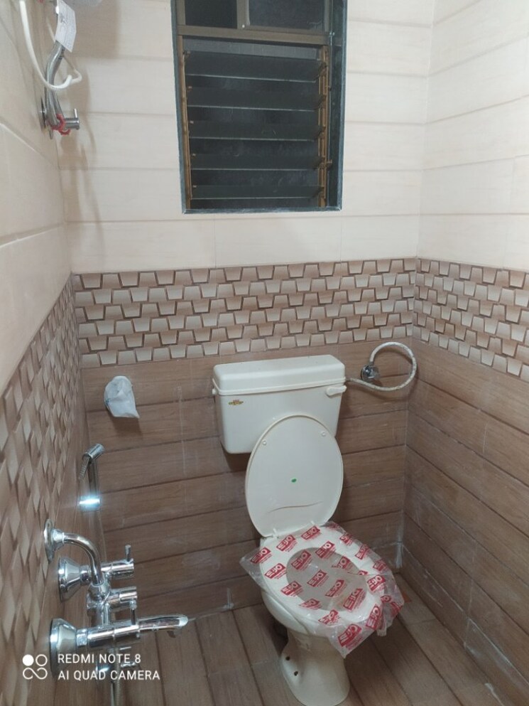Bathroom, cbd belapur sector 8 1.5 Bedroom 630 Sq.Ft. Apartment In Cbd Belapur Sector 8 Navi Mumbai 9183303
