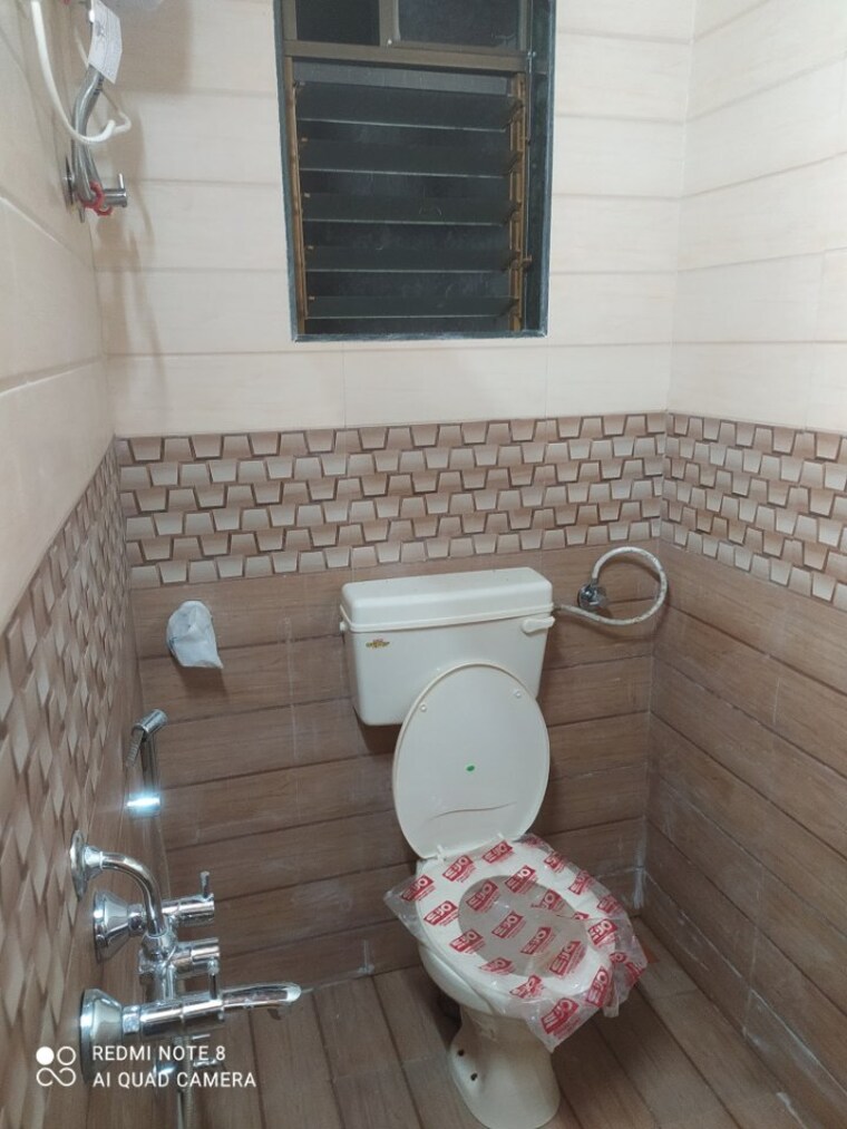 Bathroom, cbd belapur sector 8 1.5 Bedroom 630 Sq.Ft. Apartment In Cbd Belapur Sector 8 Navi Mumbai 9183303