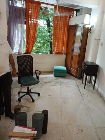 Living Room in 1 BHK Apartment at Chandralok Apartment B Wing, Malabar Hill – for Rent