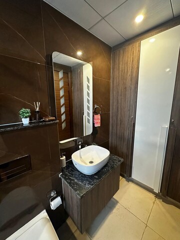 Bathroom in 4 BHK Apartment at Ireo Skyon, Sector 60 – for Rent