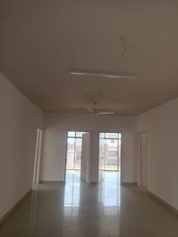 Room in 4 BHK Apartment at NBCC Heights, Sector 89 – for Rent