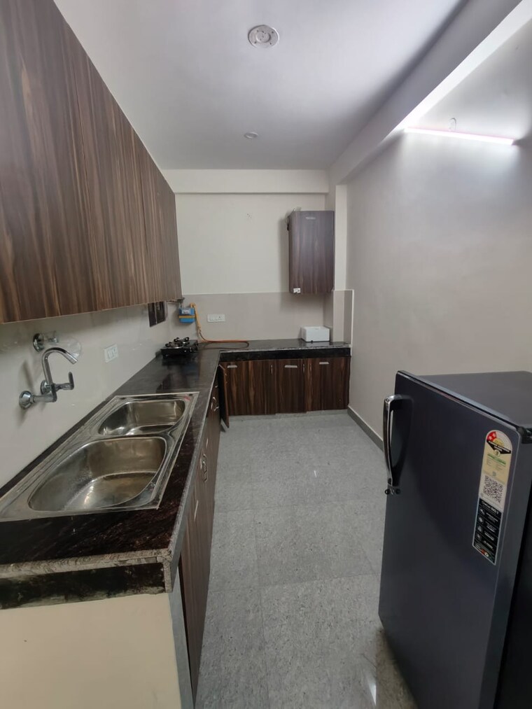 Kitchen, chattarpur 2 Bedroom 900 Sq.Ft. Apartment In Chattarpur Delhi 9183445