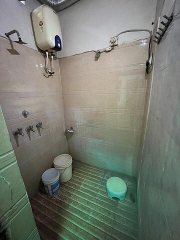 Bathroom in 2.5 BHK Independent House at Pratap Vihar – for Rent