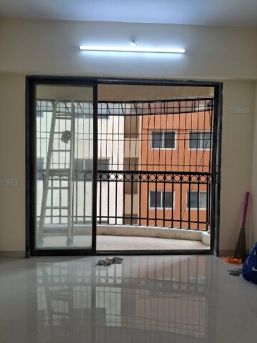 Living Room in 1.5 BHK Apartment at Anand Heights, Wadala – for Rent