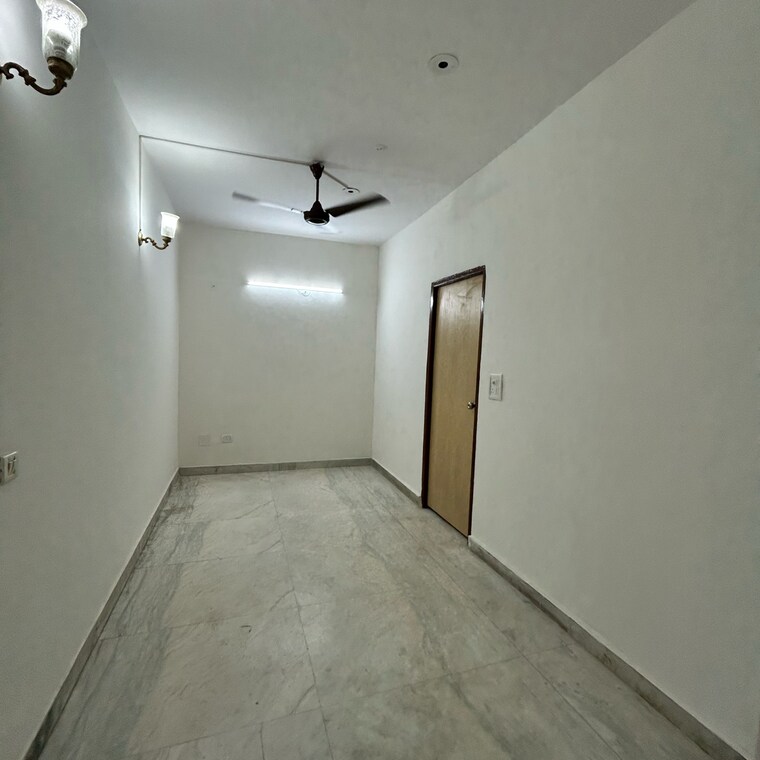 Room, ansal-plaza-sector-23 2 Bedroom 2600 Sq.Ft. Builder Floor In Carterpuri Village Gurgaon 9183590