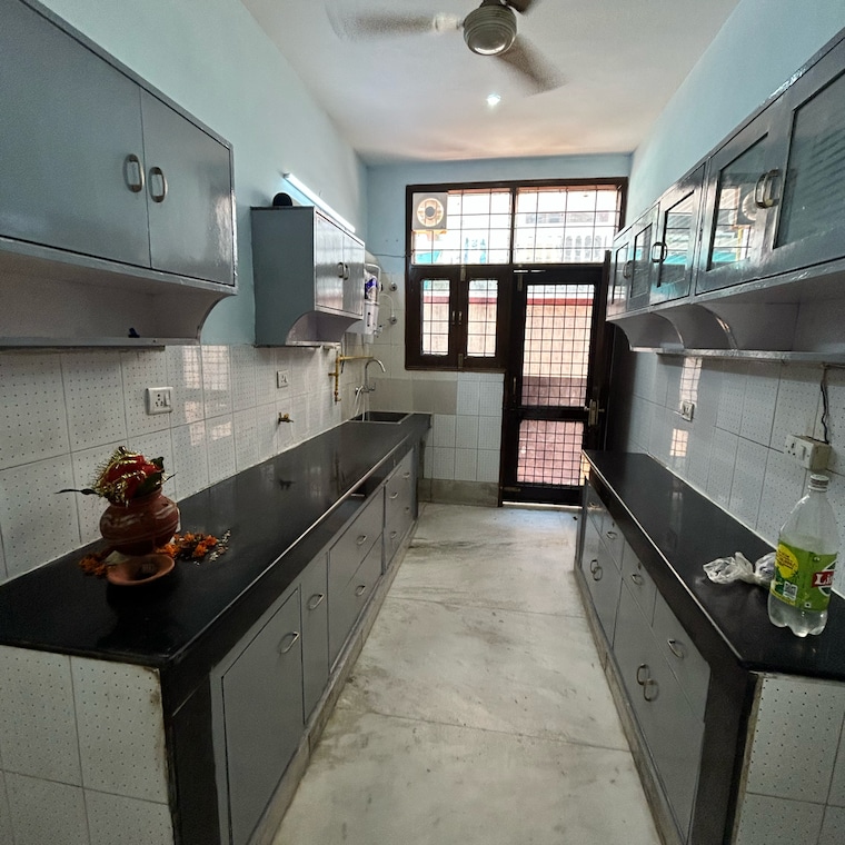 Kitchen, ansal-plaza-sector-23 2 Bedroom 2600 Sq.Ft. Builder Floor In Carterpuri Village Gurgaon 9183590