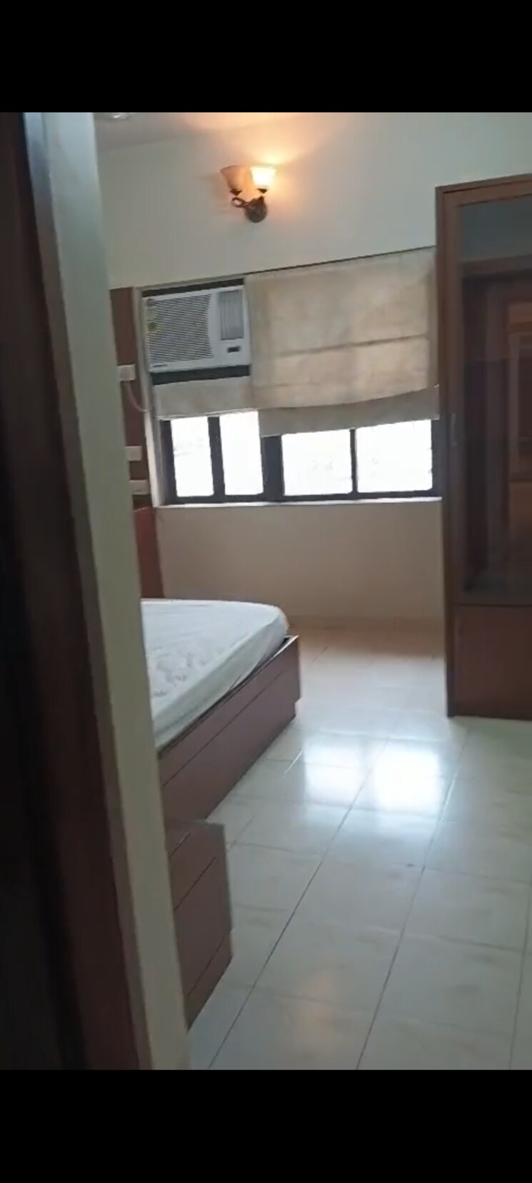 Bathroom, tata-glendale 3 Bedroom 1350 Sq.Ft. Apartment In Vasant Vihar Thane 9183670