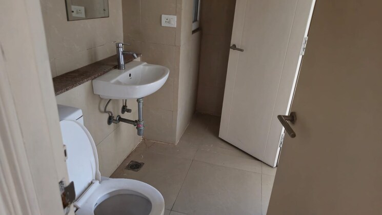Bathroom, emaar-the-enclave 3.5 Bedroom 1895 Sq.Ft. Apartment In Sector 66 Gurgaon 9183711
