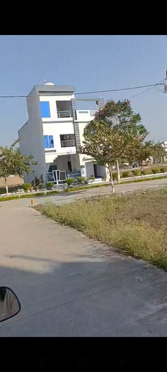 Plot For Sale in Millennium Town