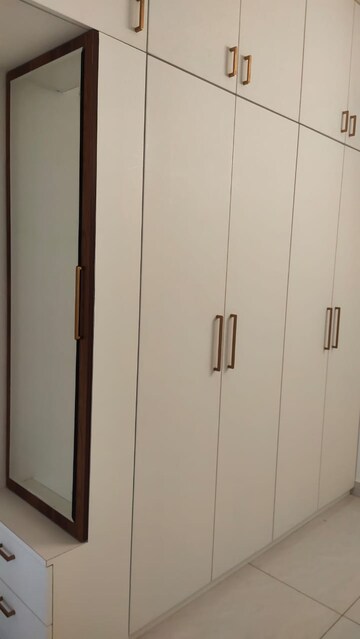 Furnished Amenities in 3 BHK Apartment at Prestige Beverly Hills, Kokapet – for Rent