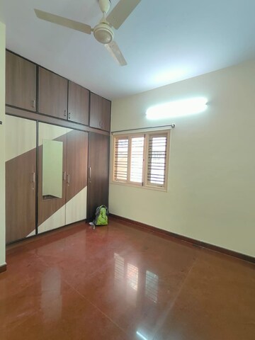 Room in 1 BHK Builder Floor at Venkateshwara Nilaya ITI Layout, Hsr Layout – for Rent