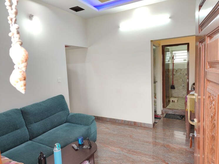 Living Room, venkateshwara-nilaya-iti-layout 1 Bedroom 500 Sq.Ft. Builder Floor In Hsr Layout Bangalore 9183785