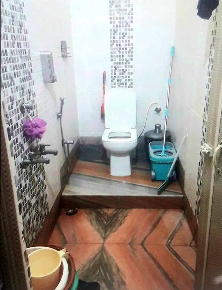 Bathroom, pradhan nagar 2 Bedroom 730 Sq.Ft. Apartment In Pradhan Nagar Siliguri 9183772