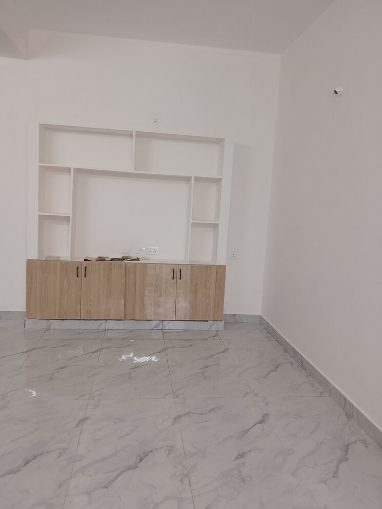 Room, manikonda 2 Bedroom 1100 Sq.Ft. Apartment In Manikonda Hyderabad 9183820