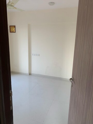 Bedroom in 2 BHK Apartment at Khandelwal  Sai Iconic, Andheri West – for Rent