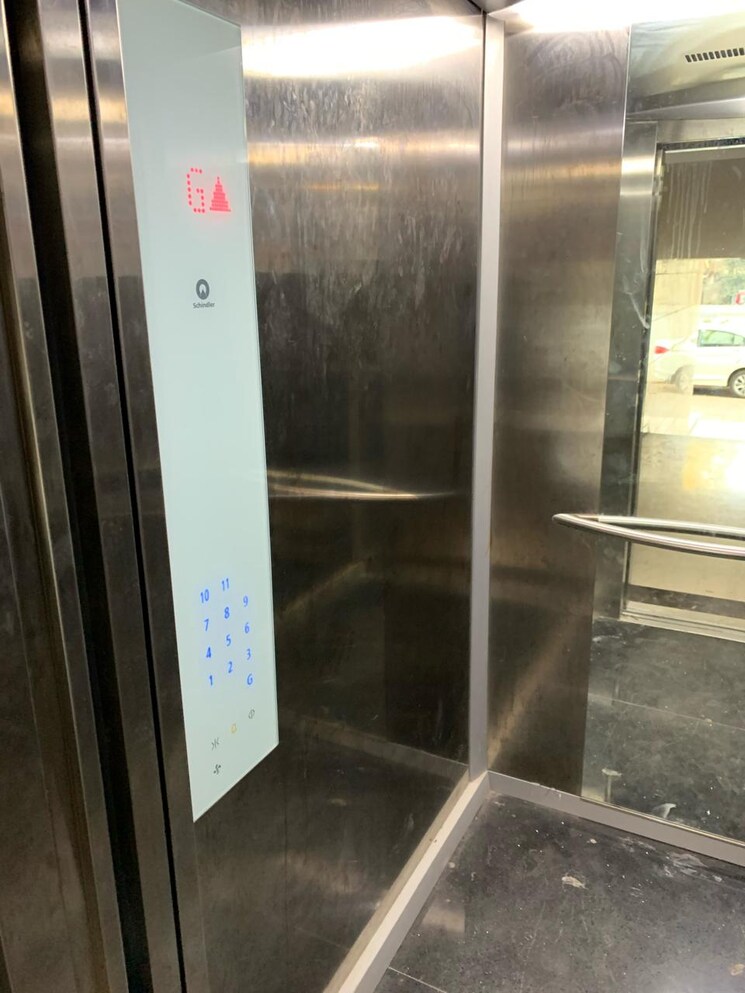 Bathroom, khandelwal-sai-iconic 2 Bedroom 1000 Sq.Ft. Apartment In Andheri West Mumbai 9183844