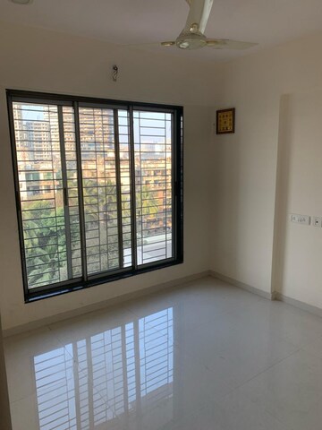 Bedroom in 2 BHK Apartment at Khandelwal  Sai Iconic, Andheri West – for Rent
