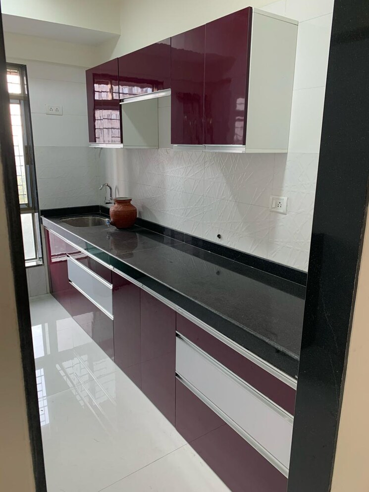 Kitchen, khandelwal-sai-iconic 2 Bedroom 1000 Sq.Ft. Apartment In Andheri West Mumbai 9183844