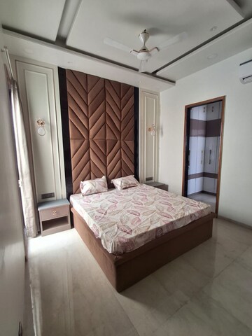 Bedroom in 6 BHK Villa at Park Vaishali, Vaishali Nagar – for Sale