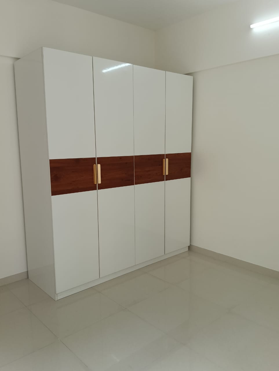 2 BHK 740 Sq.Ft. Apartment in Adi W 57