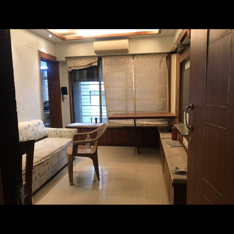 1 BHK + Servant Room 450 Sq.Ft. Apartment in Saket CHS Malad East