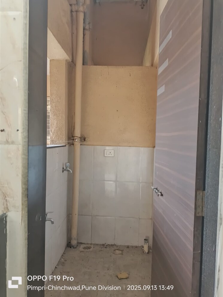 Bathroom, gk-vedanta 2 Bedroom 986 Sq.Ft. Apartment In Wakad Pune 9183896